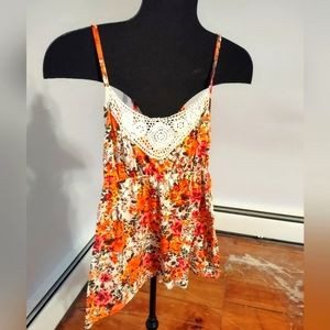 No boundaries floral Tank Top with Crochet accent